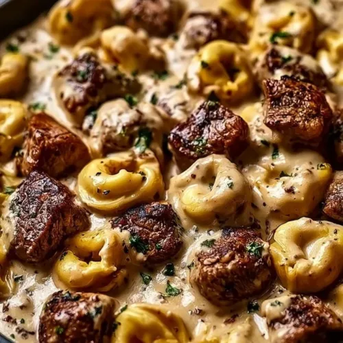 Creamy Garlic Steak Tortellini Recipe 3 Creamy Garlic Steak Tortellini Recipe 1