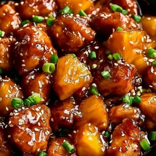 Make Sweet Hawaiian Crockpot Chicken for a Crowd-Pleasing Family Meal 1