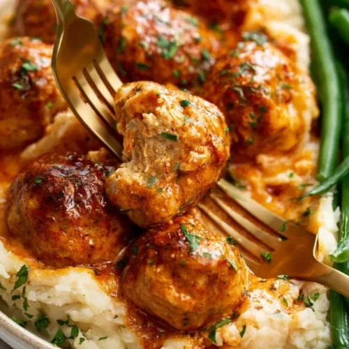Chicken Meatballs with Paprika 3 Chicken Meatballs with Paprika 1